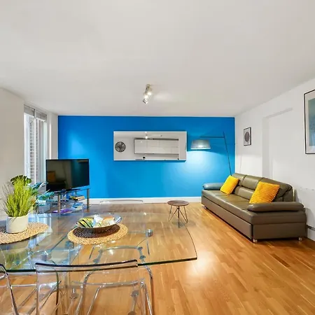 Mulberry Flat 5 - One Bedroom 3Rd Floor By City Living London-2